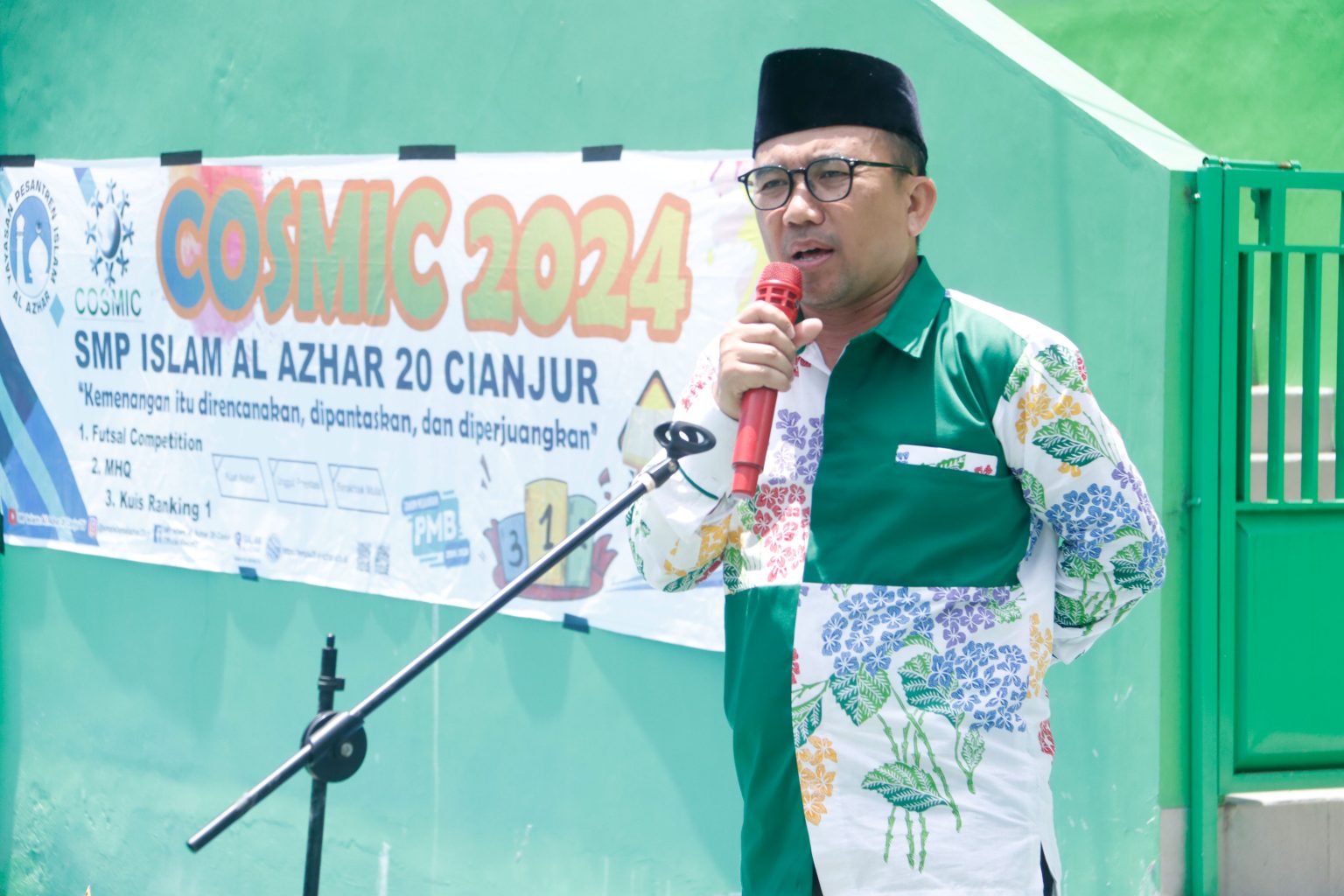 Puncak Pesantren Adab di SMP Islam Al Azhar 20 Cianjur - Al Azhar
